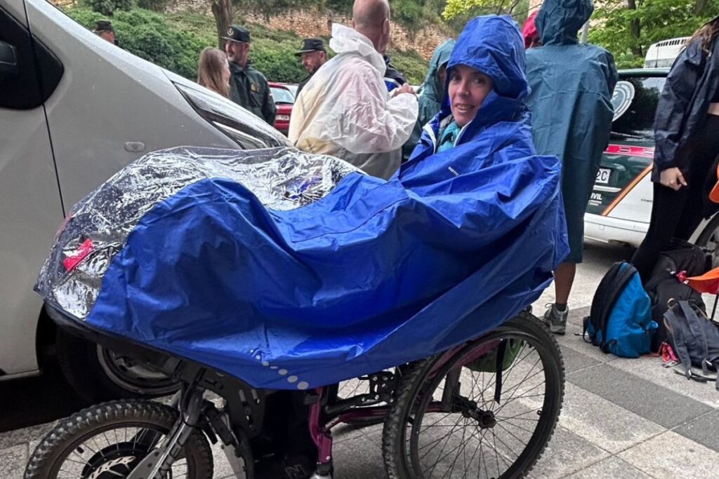 wheelchair rain poncho Our user Ana with GOTITA XL rain cape for protecting her Batec Mini Tetra.